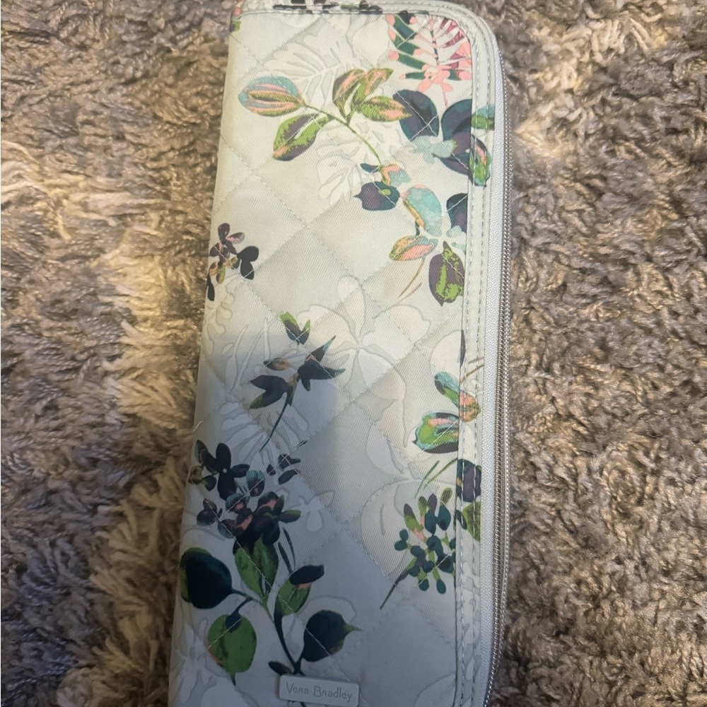 Travel Vera Bradley heat protector